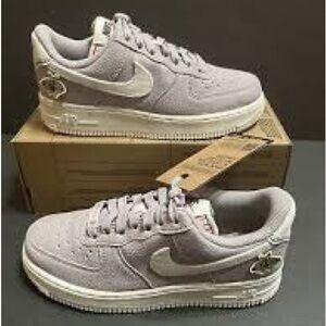 Air force ones special